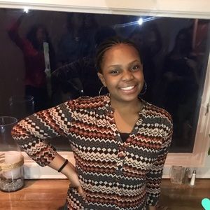 Meet your Posher, Edelyne